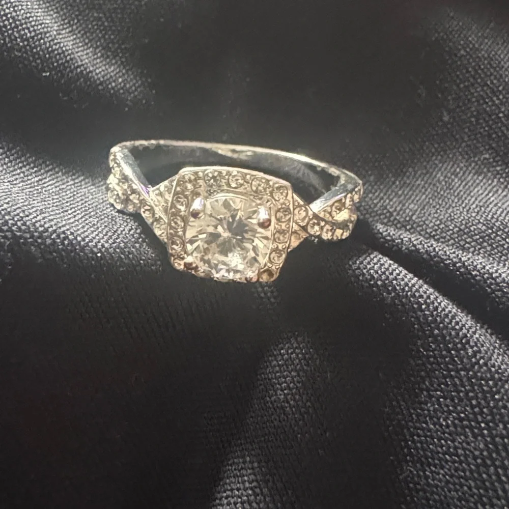 Sterling Silver CubicZirconia Halo Twist Ring in Silver,Princess-cut silver ring